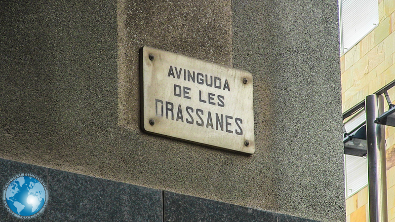 Avenida Drassanes in Barcelona