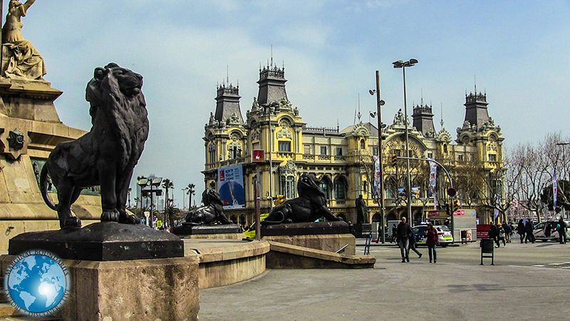 Port of Barcelona and statues