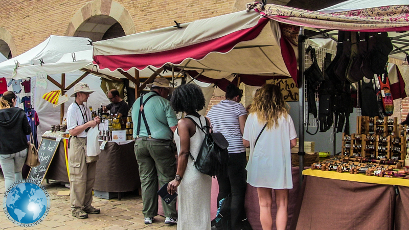 fresh produce at local leatherworker at La Festa Catalana 2015